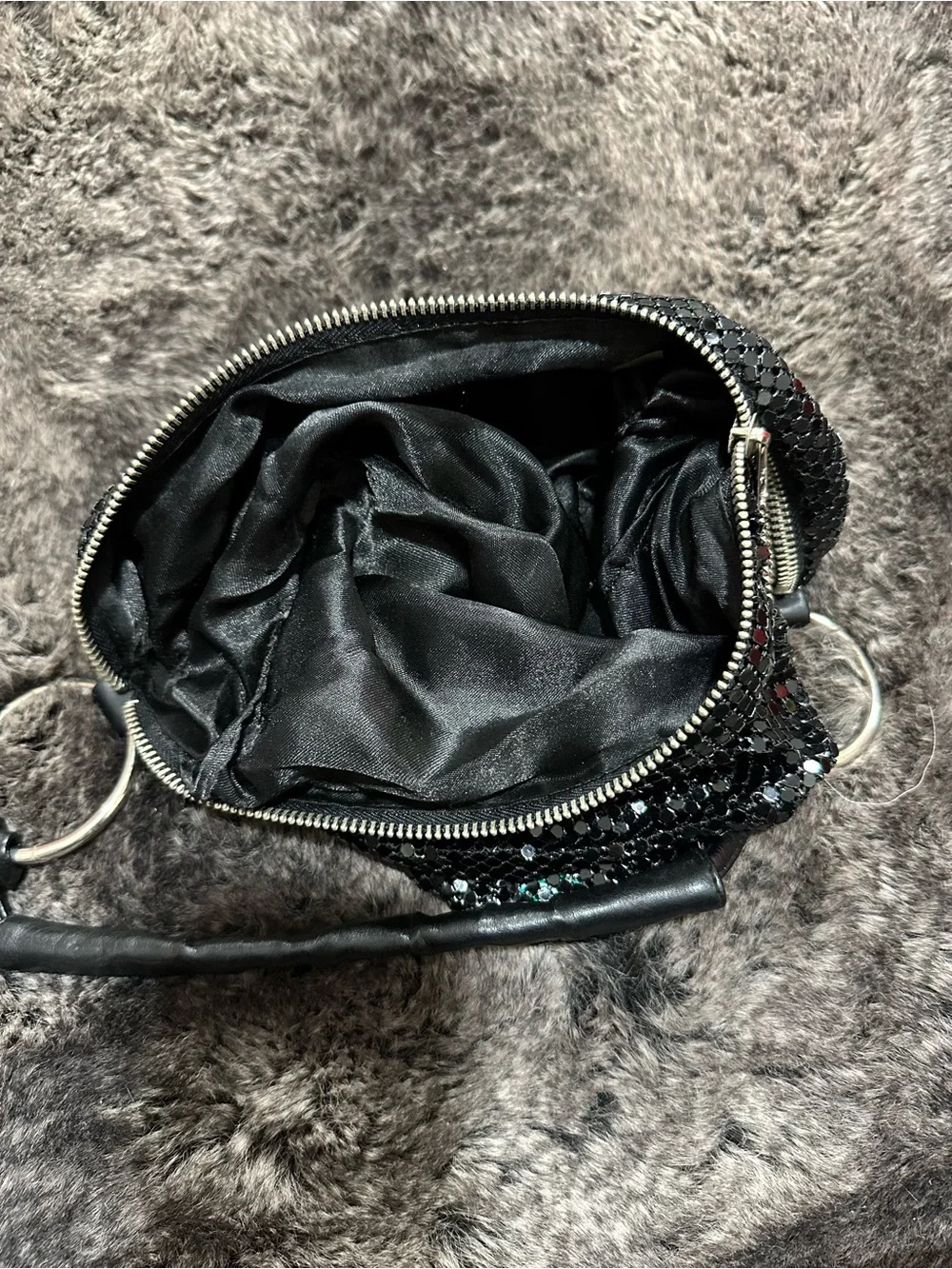 Y2K BEBE Black Metal Mesh Crescent Small Hobo Bag Mcbling Clubbing Bachlorette